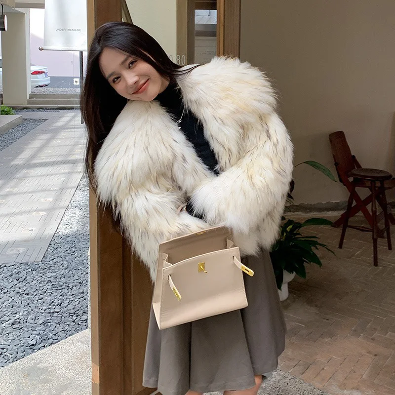 Autumn And Winter New Women‘s Fur Thick Coat High Quality Raccoon Fur Advanced Design Attractive Girl Fur Warm Short Coat 2023
