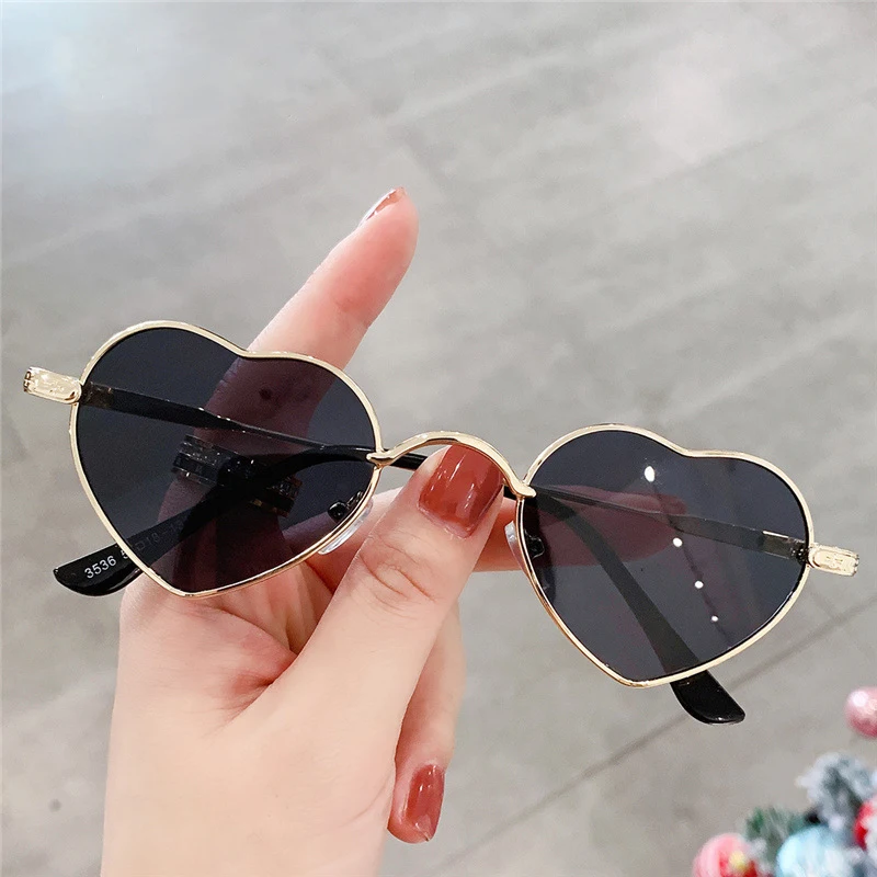 Retro Small Metal Women Red Sunglasses Brand Design Pink Heart