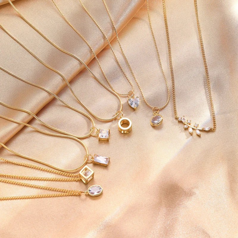 New Gold Plated Leaf Flower Zircon Pendant Necklace For Women French Cooper Geometrical Pendant Clavicle Chain Jewelry Gifts