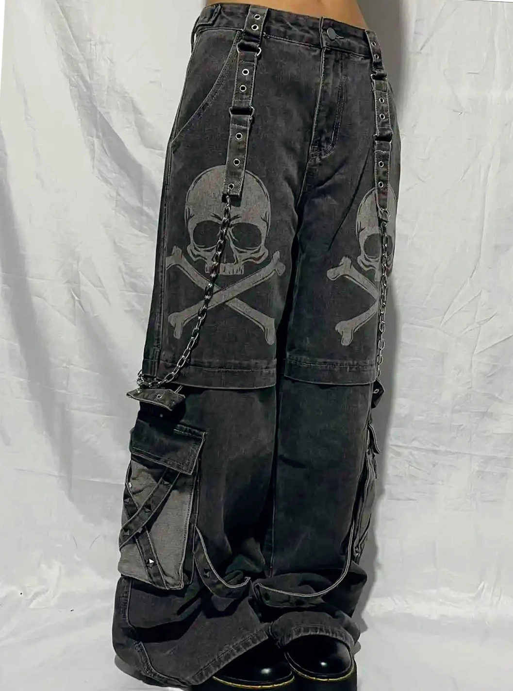Punk Harajuku Skull Pattern Multi-pocket Chain Design Baggy Jeans Vintage Washed Old American Wide-leg Straight Pants Unisex
