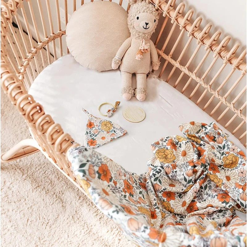 4PCS Set Newborn Receiving Blanket with Matching Headband Beanie Wooden Birth Announcement Card Infant Hospital Swaddle Blanket 5