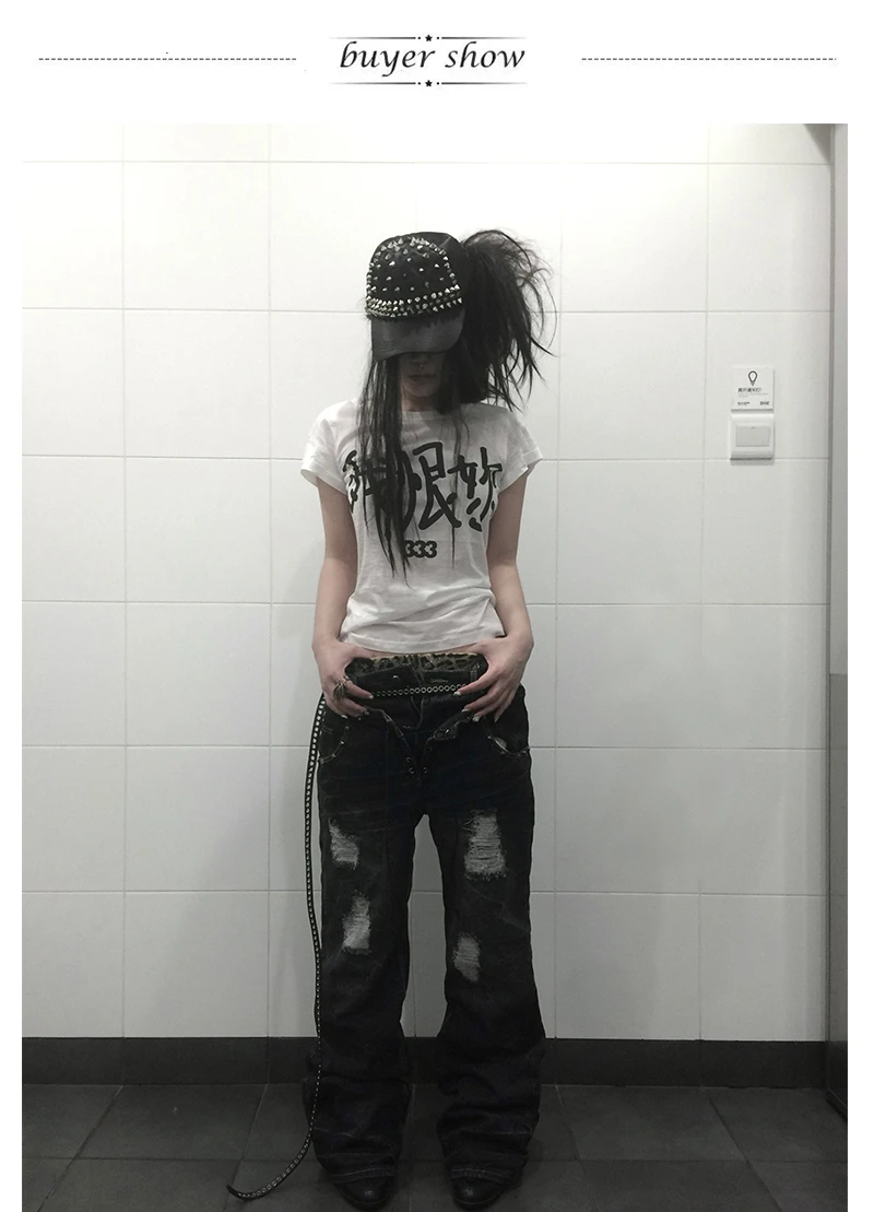 Karrram Japanisches Y2k-T-Shirt mit Buchstabendruck, modischer 2000er-Jahre-Stil, kurzärmeliges T-Shirt, Grunge-Ästhetik, weißes Top, Vintage-Harajuku – Detail 2