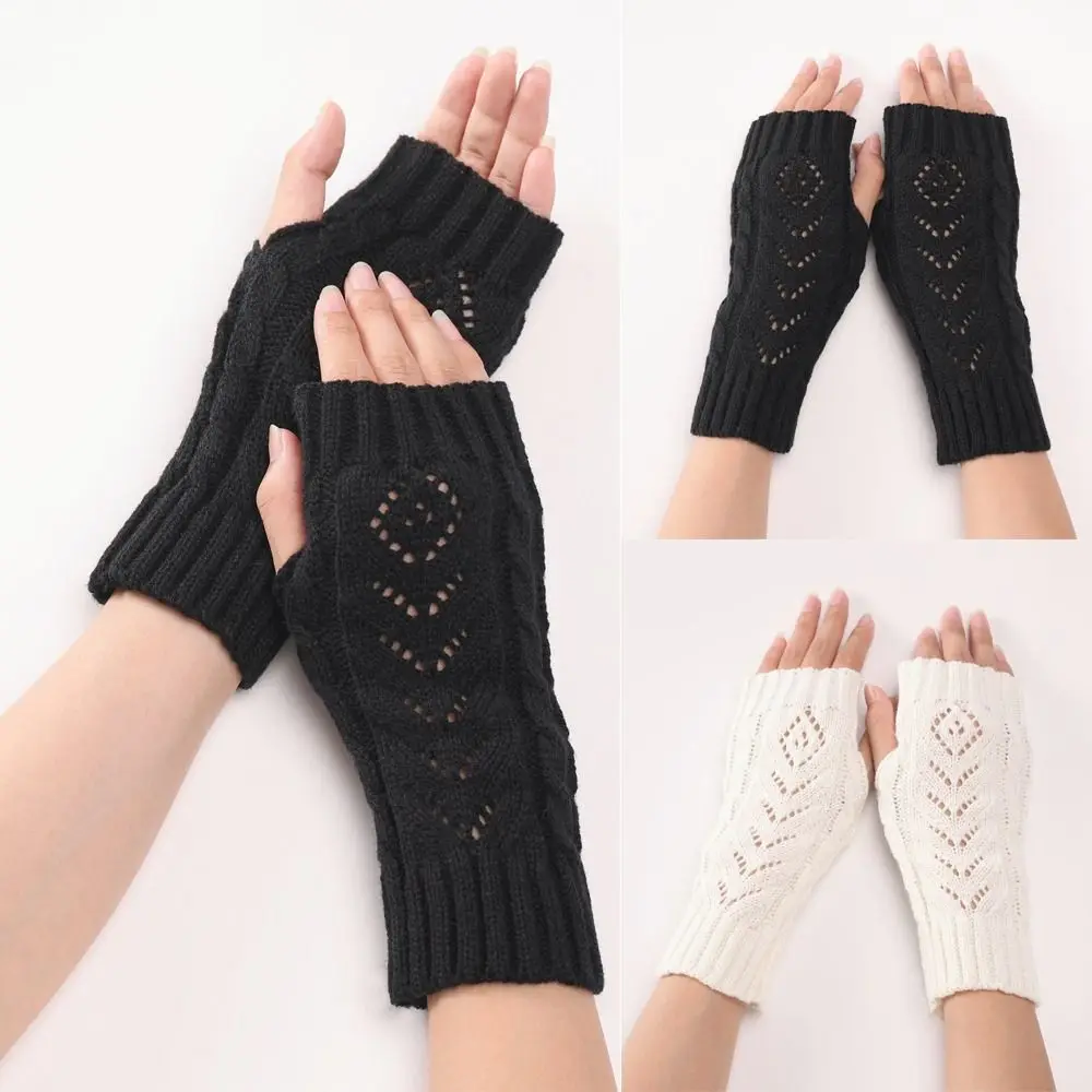 

Hollow Knitted Wrist Gloves Elastic Open Finger Sleeve Warm Mittens Short Half Finger White Black False Sleeve Girl Boys