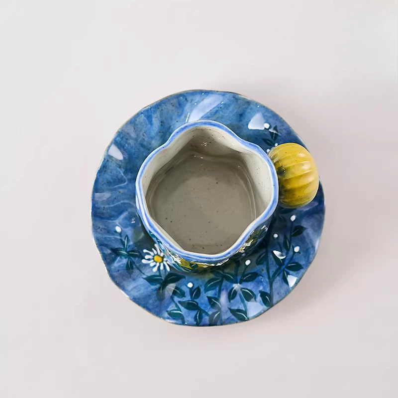 창의적인 꽃무늬 귀여운 컵, 가정용 사무실용품 도자기 물컵, 미니멀리스트 스타일 커피잔과 접시 세트