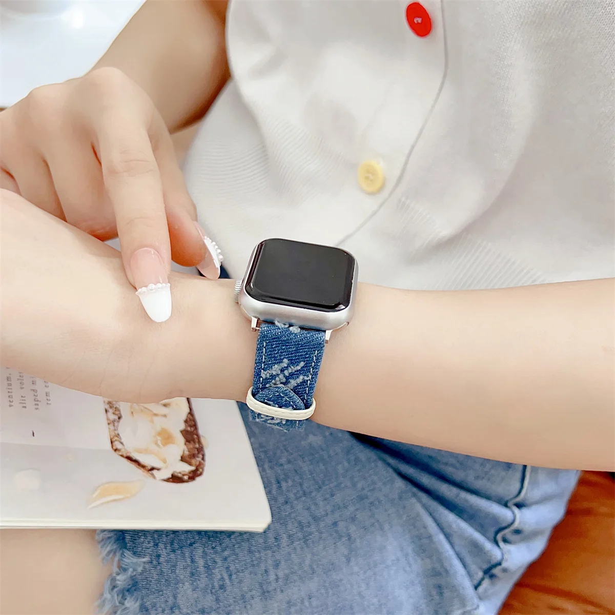 Watch Band For iWatch 42/44/45/46/49mm 38/40/41mm PU leather Fashion Watch Strap for Watch Series Ultra2 Series 10/9/8/7/6/5/4/3/2/1_voghion.com