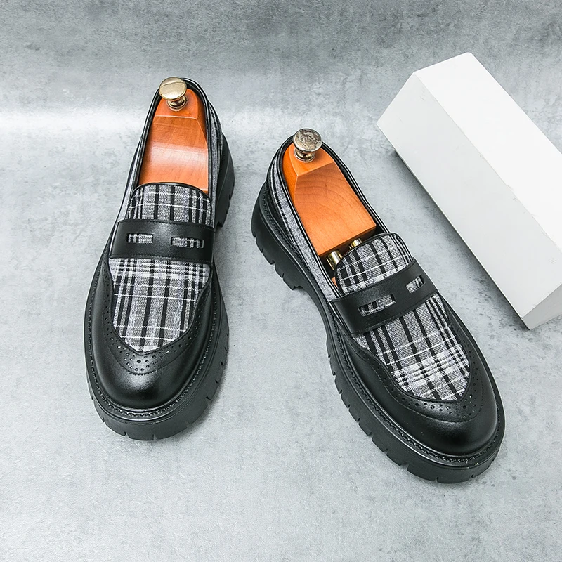 두꺼운 밑창이 있는 원피스 가죽 신발, 럭셔리 패션, 슬립온 모카신 패션 캐주얼 신발, 클래식 오리지널 수제 신발