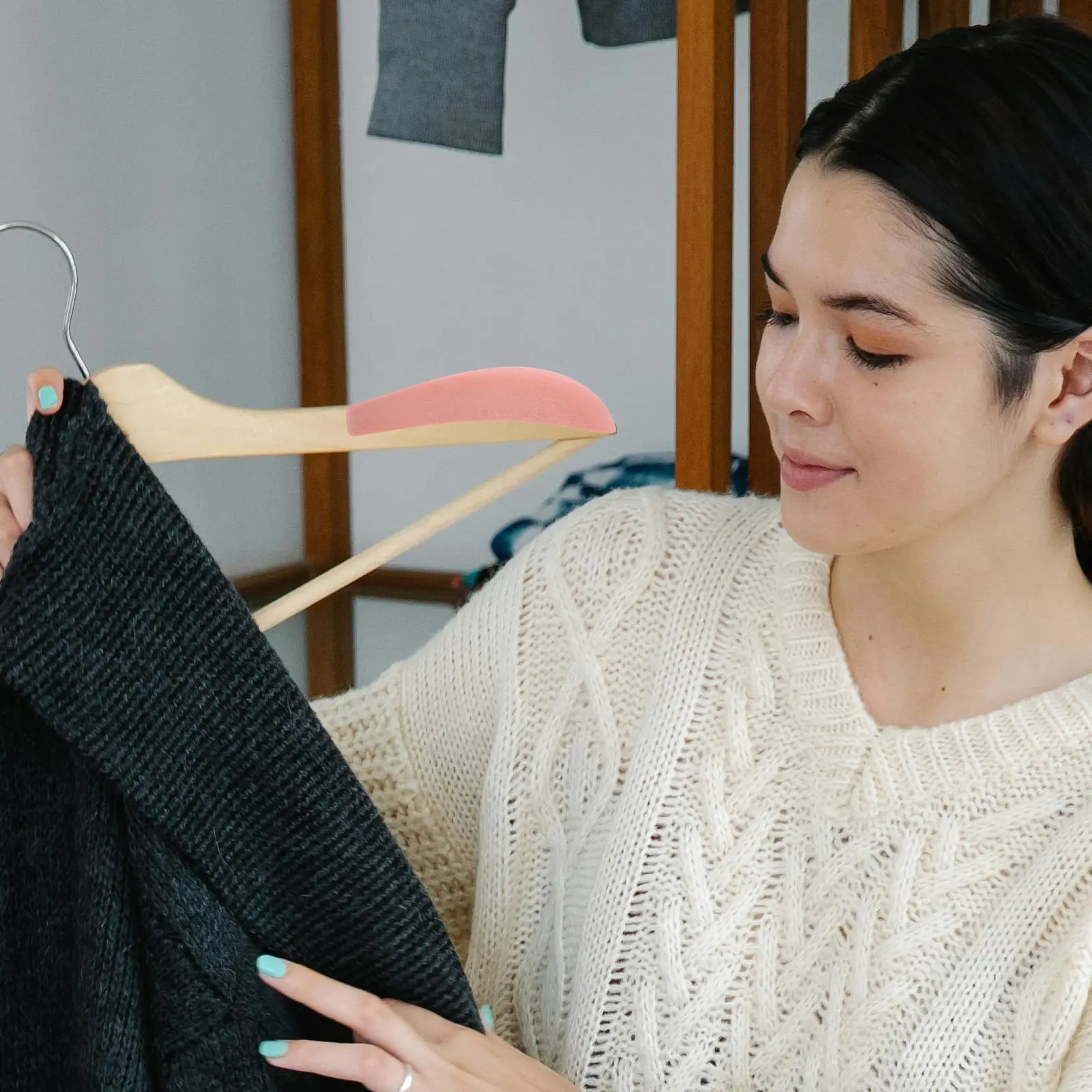 10개입 플로킹 옷걸이 어깨 패드 두꺼워지고 넓어진 미끄럼 방지 코트/재킷/드레스용 어깨 보호대 (변형 방지)