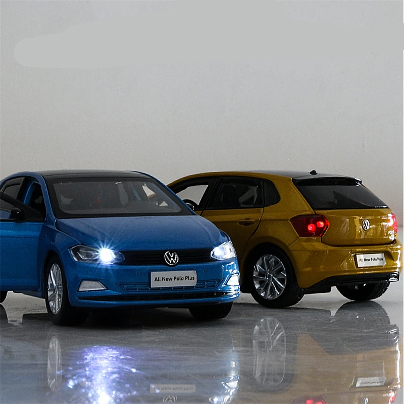 1:32 POLO Alloy Car Model Diecasts Metal Toy Vehicles Car Model Sound and Light Simulation Collection Miniature Scale Kids Gifts 6