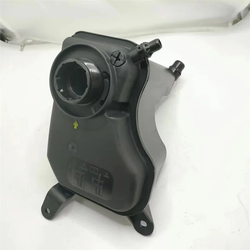 Coolant Expansion Tank 17137567462 With Cap For BMW E82 E90 E84 E89 17137640514 17137607482