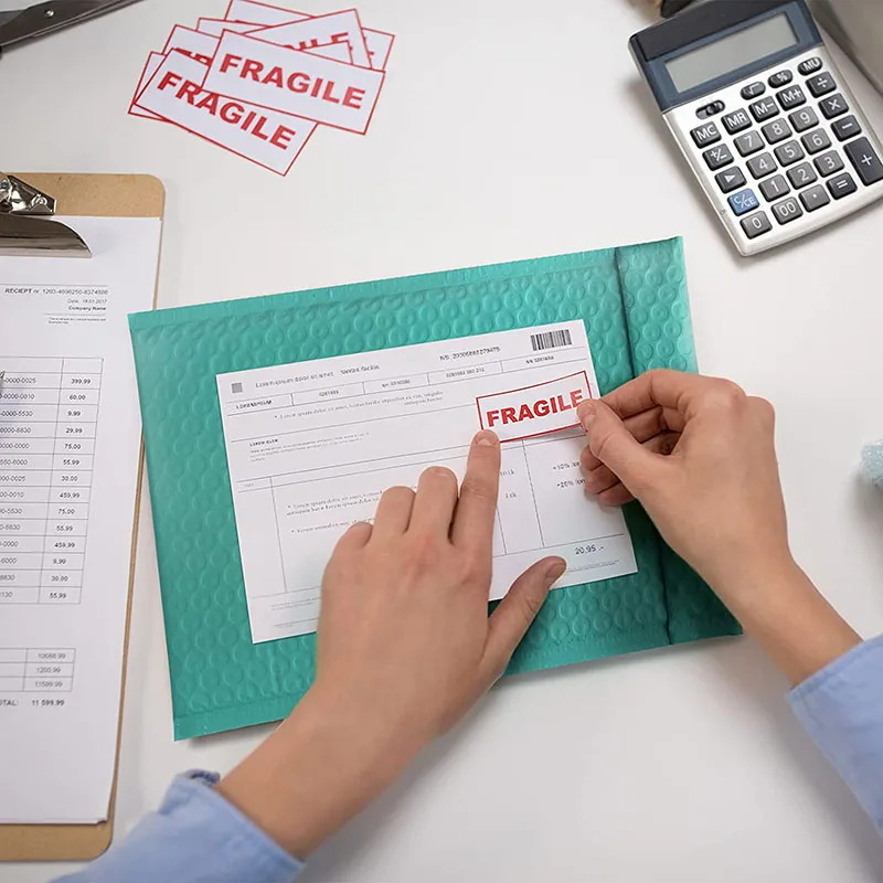 Рисунок 4 - зеленые конверты из пузырчатой пленки