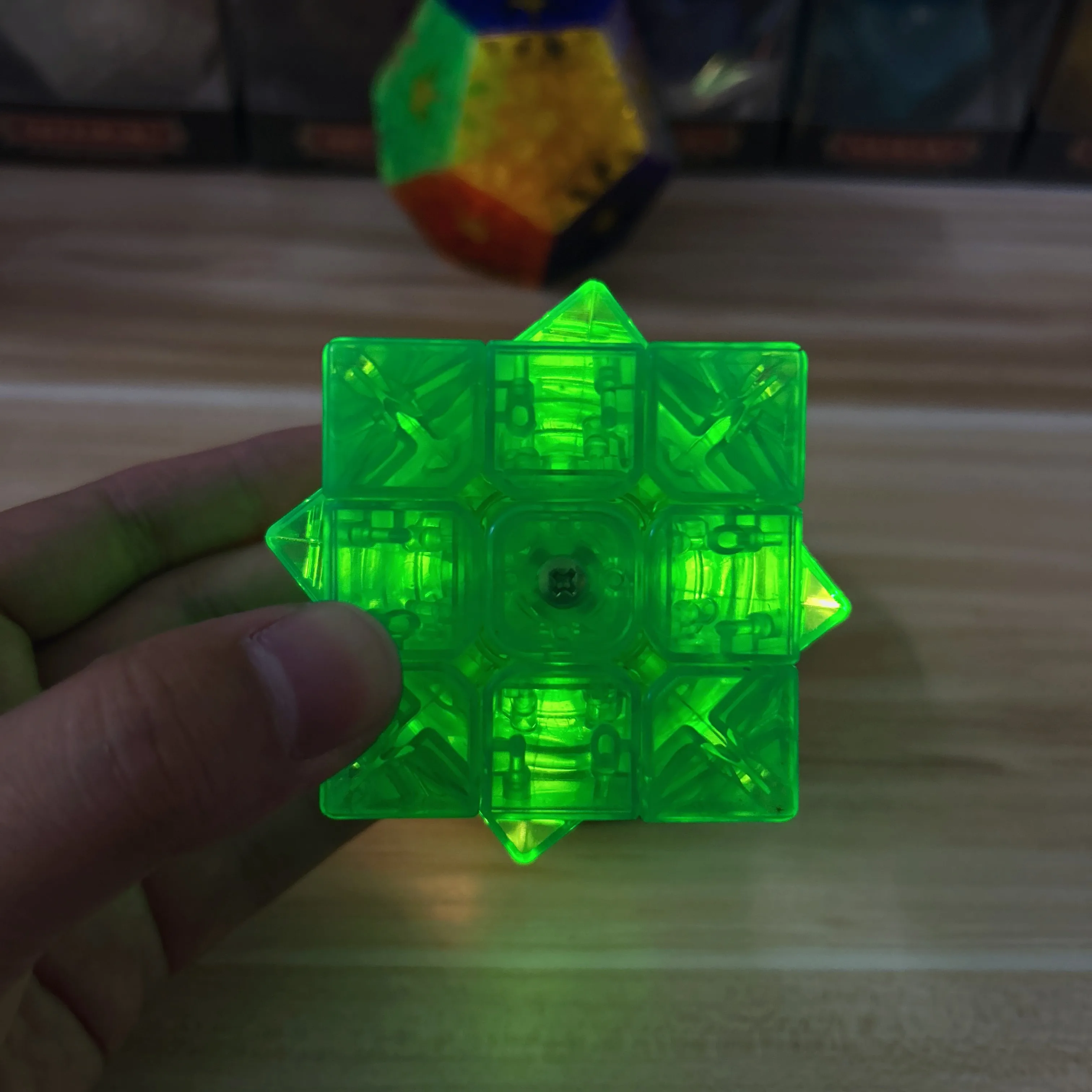 Moyu Limited Edition 3x3 Cube Pocket Cube Green Transparent Speed 3x3x3 Magic Cube Collection Profession Cube Education Toys 4