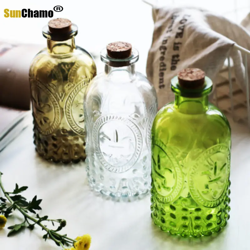Glass Bottles Aromatherapy Diffuser Bottle 6*13cm Transparent Retro Embossed Glass Bottle Aromatherapy Vase Sunflower Cork Clear Bottles Shooting Props Window Decoration
