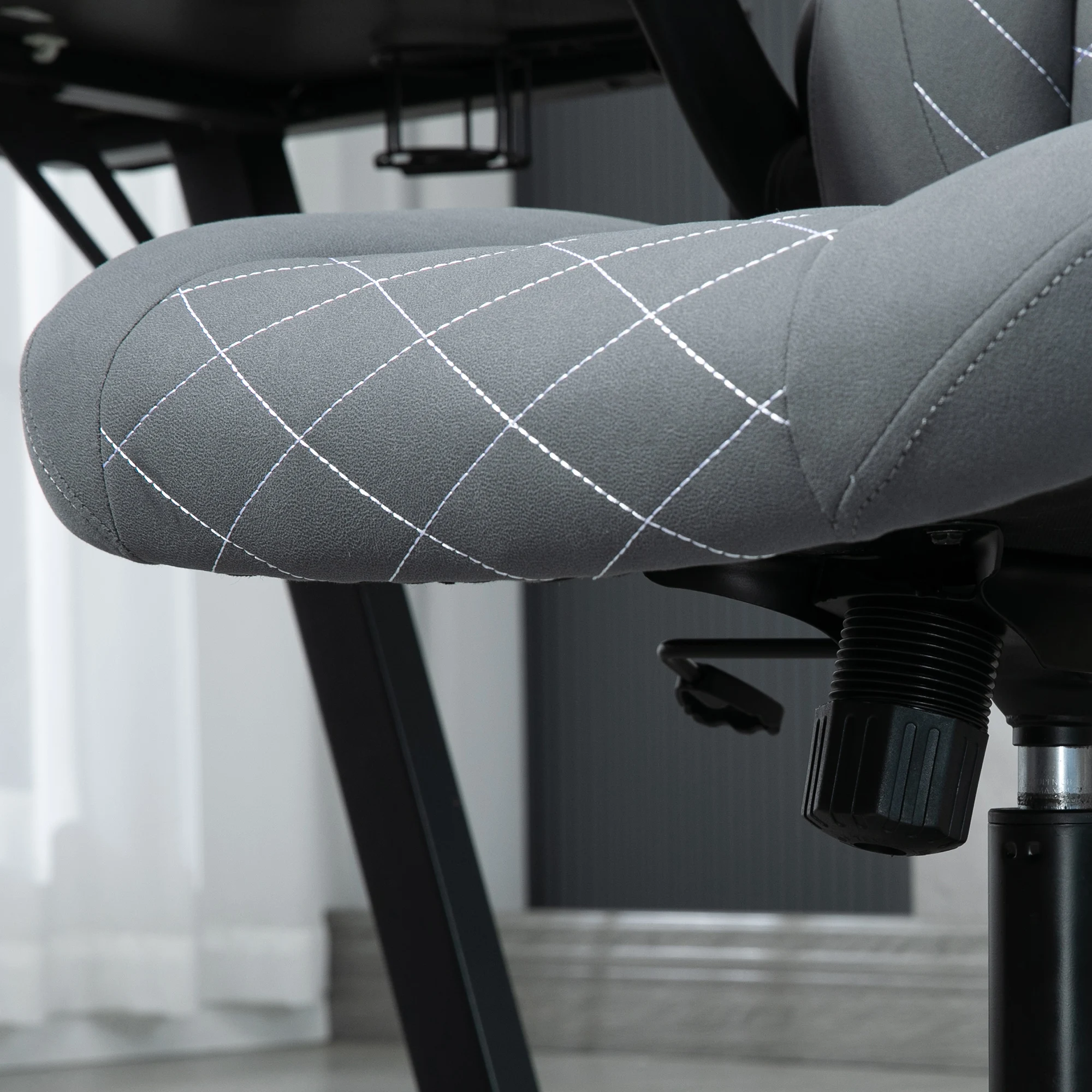 Vinsetto Gaming Chair with Flip up Arm, High Back Desk Computer Chair, Gamer Chair with Adjustable Height, Dark Gray 4