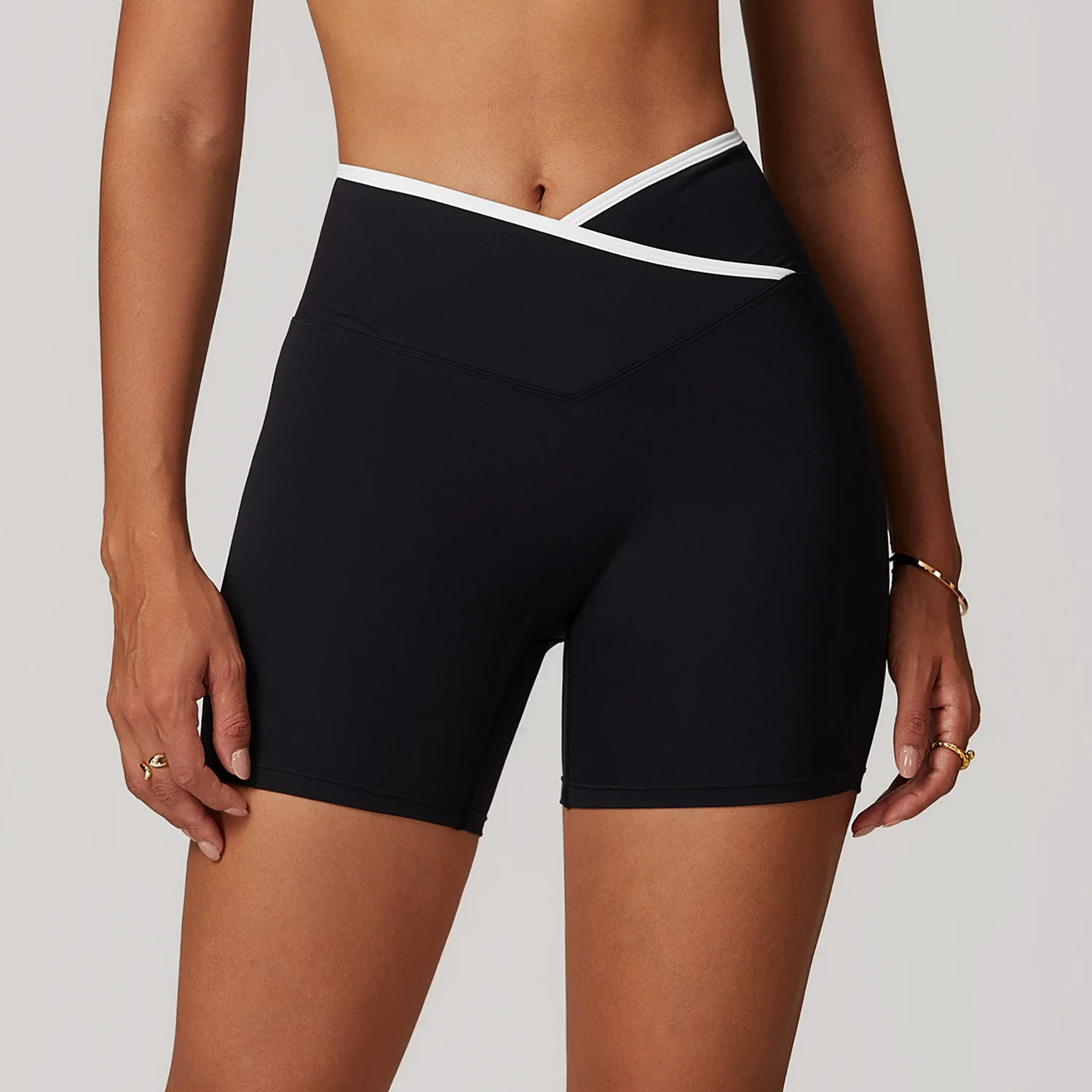 Sexy Cross Waist Hip-lifting Shorts Women's Gym Soft And Comfortable Tight Fitting Yoga Shorts Outdoor Sports Yoga Pants