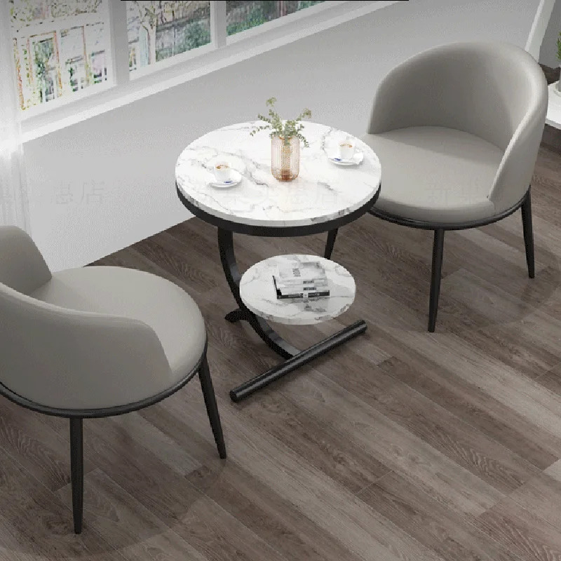 Рисунок 5 - Белые круглые диваны из искусственной