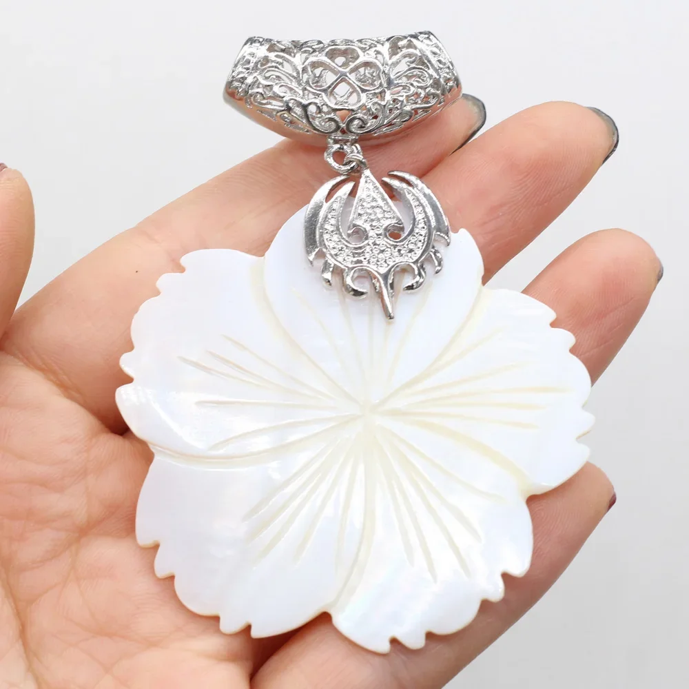 

Natural Flower Shell Mother of Pearl Shell Pendants Charms for Earring Necklace Jewelry Making for Women Gift Size 55x55mm