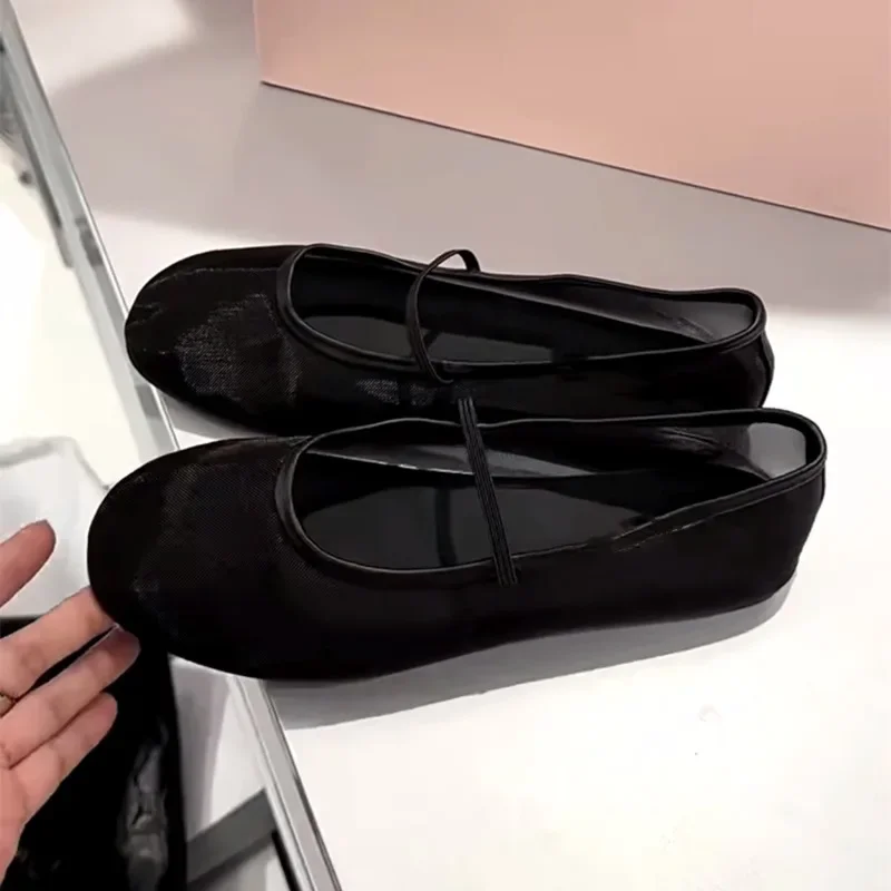 Summer Mesh Hollow Sandals Women Flats Shallow Loafers 2024 New Beach Walking Designer Shoes Comfort Retro Female Zapatillas 4