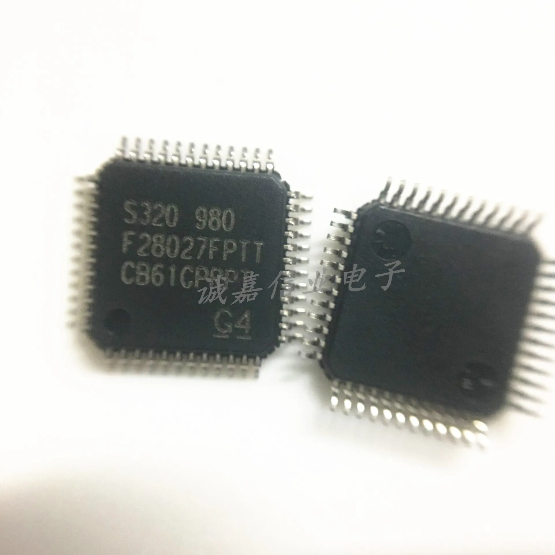 

5pcs/Lot TMS320F28027FPTT LQFP-48 32-bit Microcontrollers - MCU Piccolo MicroCntrllr 60 MHz 32 bit