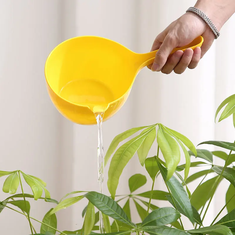 Modern Simple Large-capacity Solid Color Plastic Water Ladle Large Kitchen Household Ladle Water