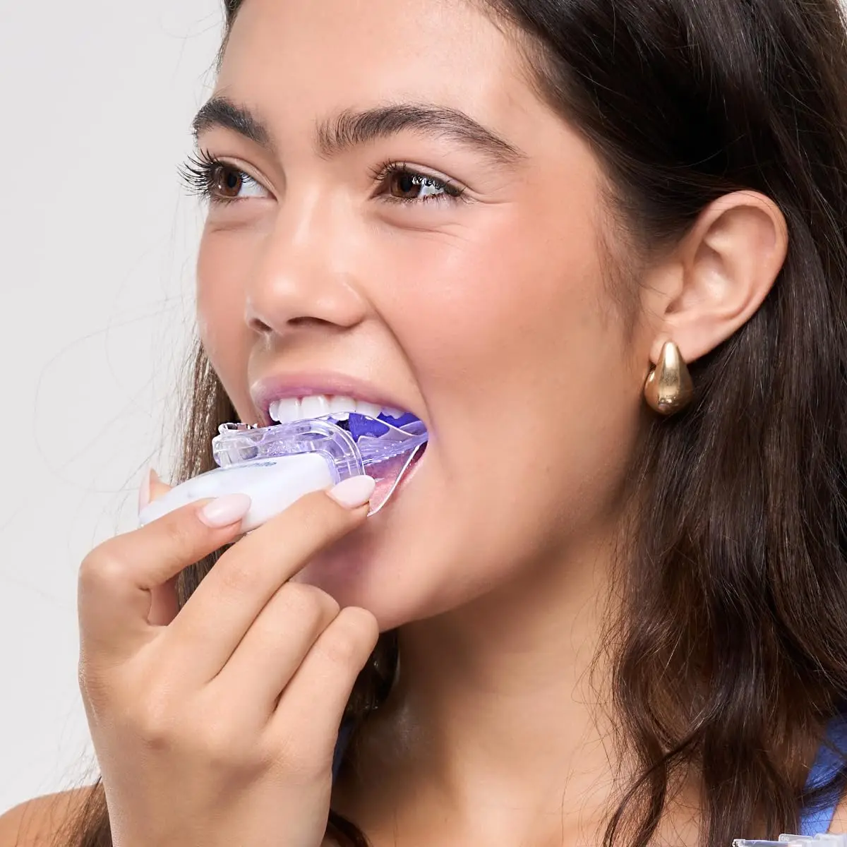 Kit Sbiancante per Denti con Luce LED, 4 Gel Sbiancanti e Gel Modellabile per Protesi, Aiuta a Rimuovere le Macchie Superficiali, Set per Igiene Orale - immagine 4