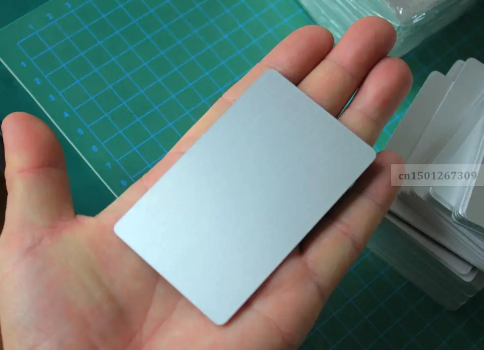 Thickness 1.5mm Anodized Matte Finish Silver Aluminum Metal Business Cards Laser Engraving