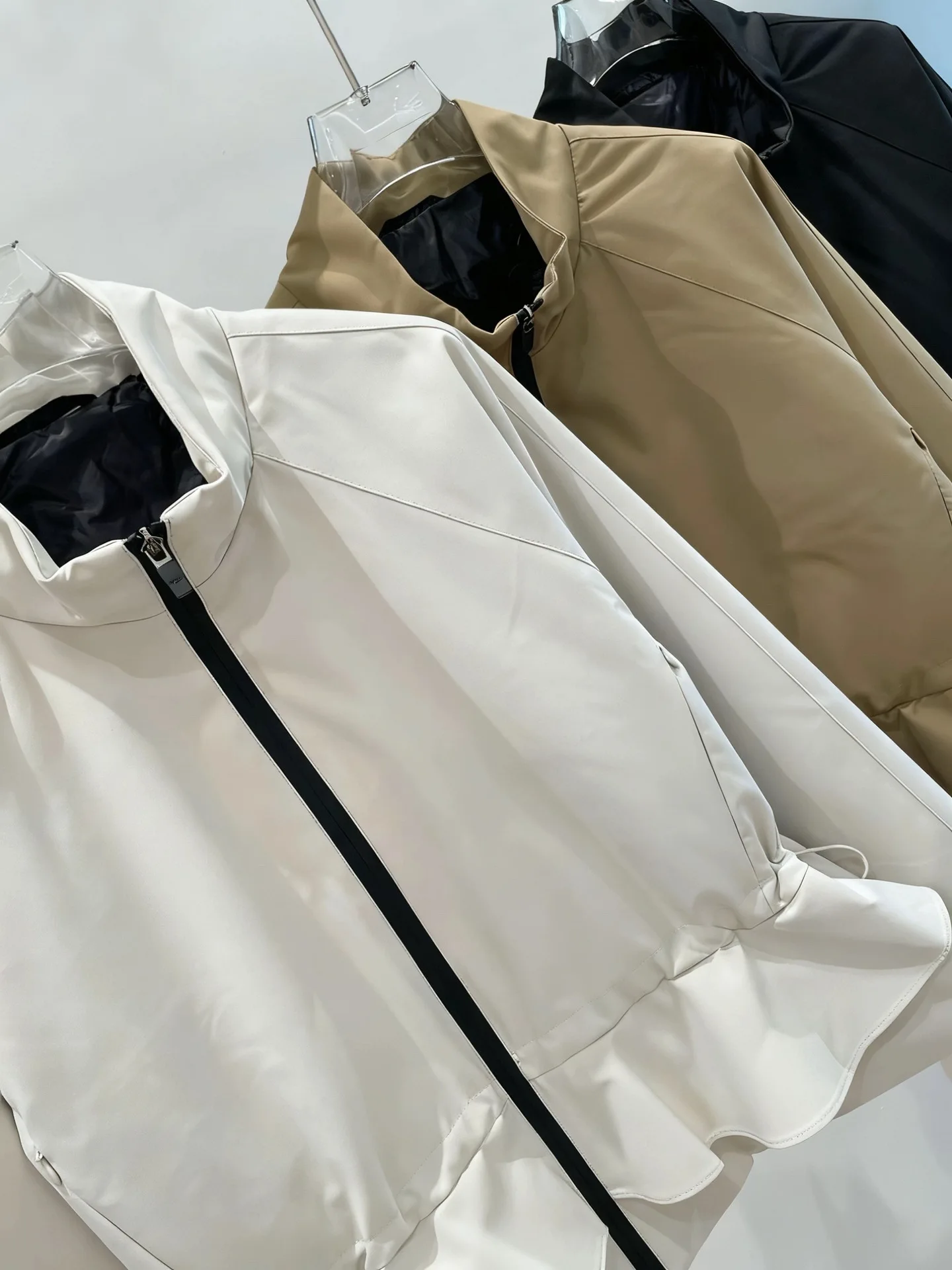 LANMREM Autumn Winter New Zipper Stand Collar Down Jackets Trendy Loose Casual 90 White Goose Drawstring Waist Short Winter Coat