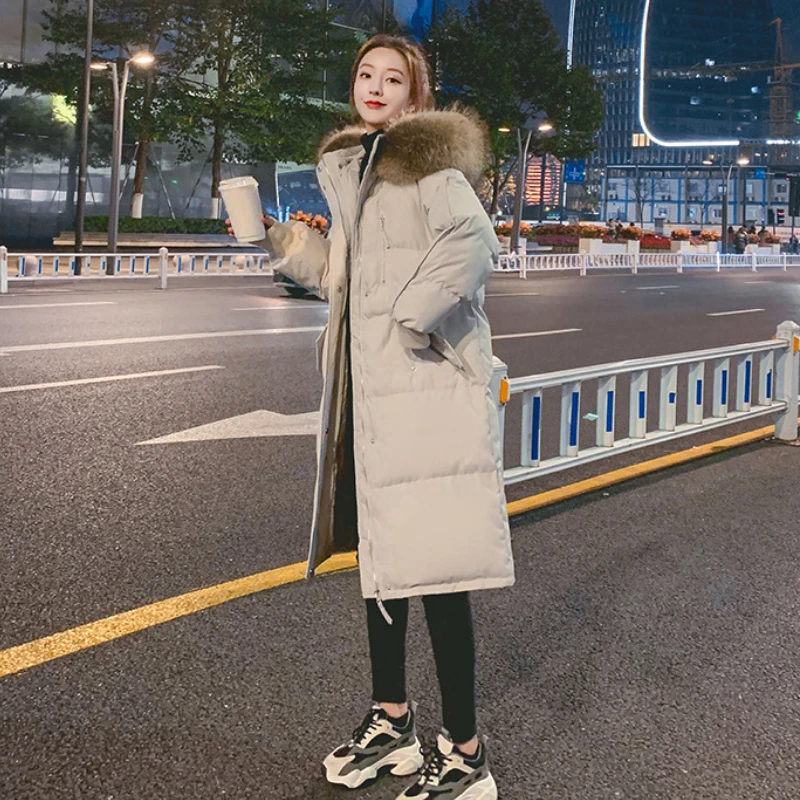 Рисунок 6 - Женская зимняя куртка-пуховик выше колена