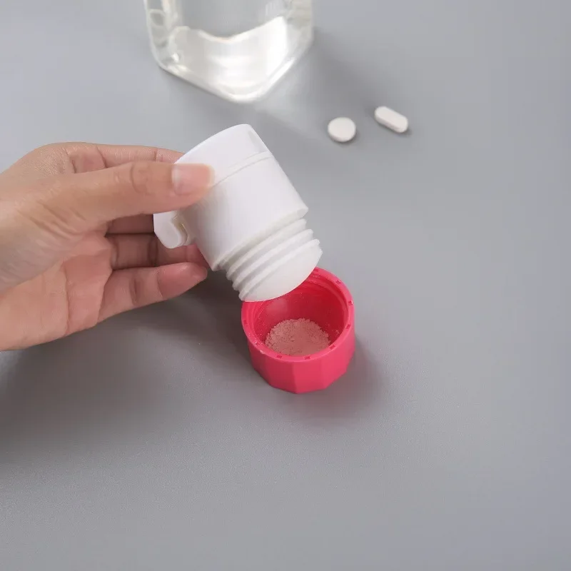 New Portable 4 Layer Powder Tablet Grinder Powder Pill Cutter 4 in 1 Medicine Splitter Box Storage Crusher Portable Pill Box