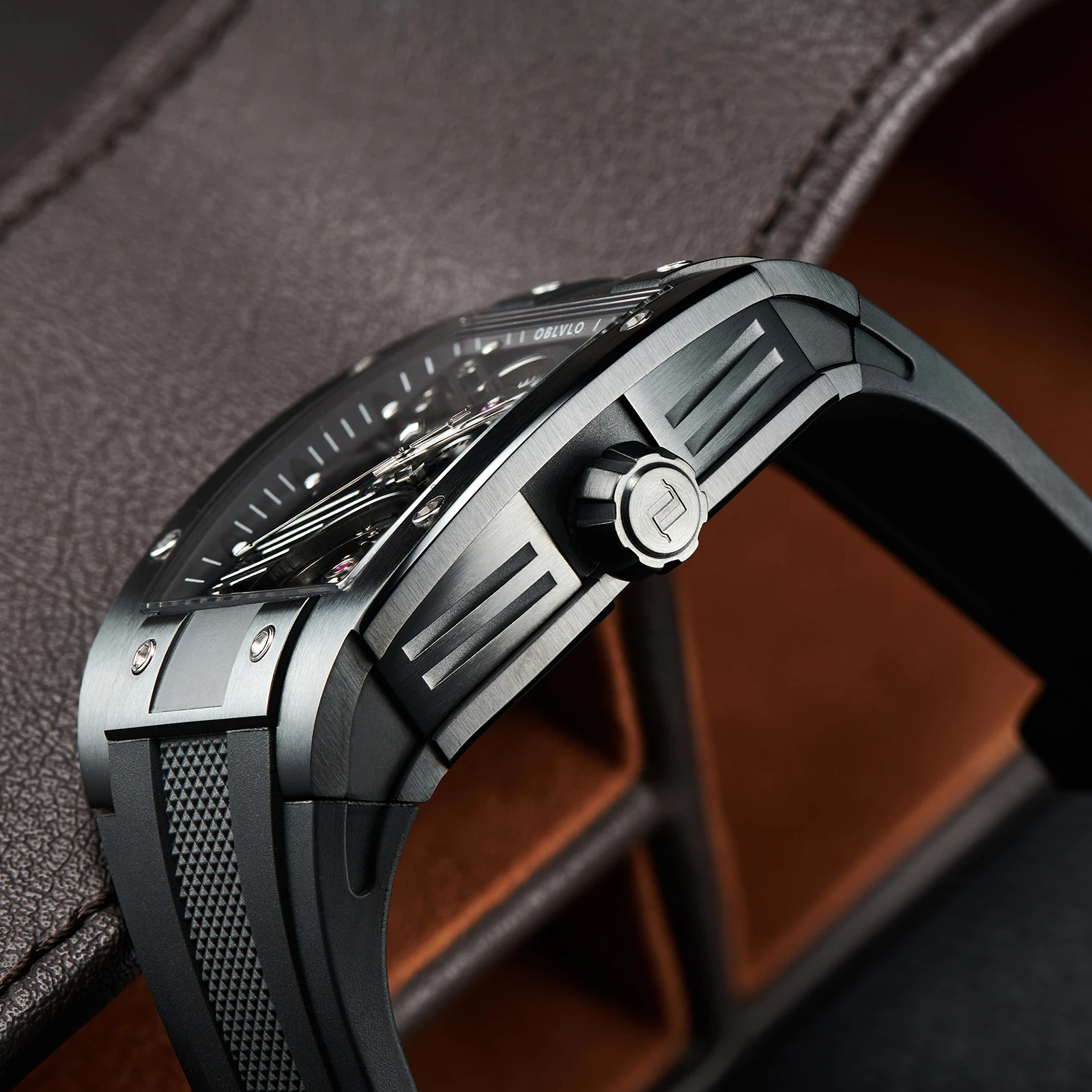 OBLVLO Orologio meccanico da uomo in cristallo zaffiro artificiale scavato alla moda per gli uomini di lusso scheletro luminoso cinturino in pelle orologio automatico KM-S, Km-s-ybb, Colore: RAL