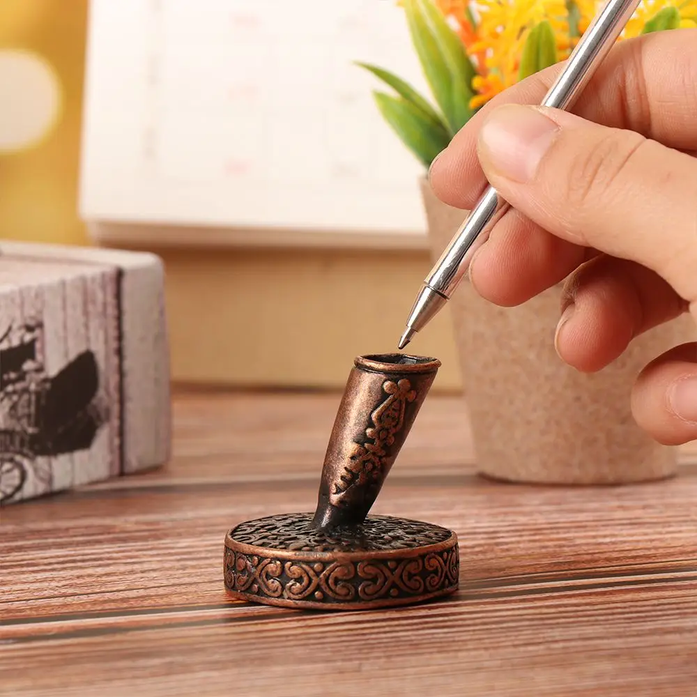 1PC Vintage European Style Pen Holder Fountain Pen Feather Quill Dip Pens Clips With Metal Round Base Writing Accessories pen holder pen and brush holder