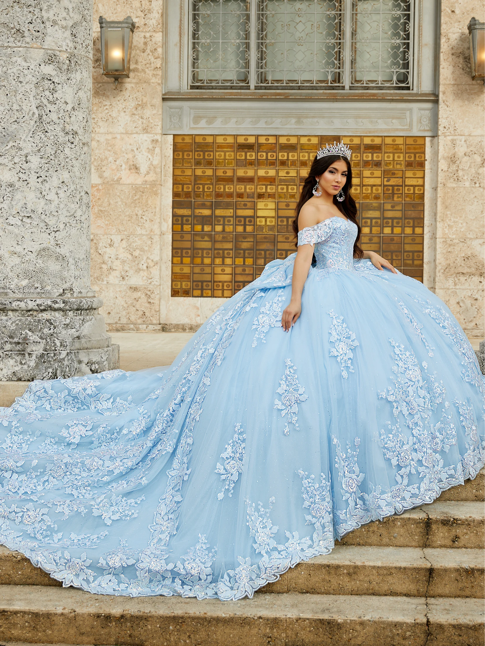 Quinceanera Dresses Ball Gown Off The Shoulder Tulle Appliques Mexican Sweet 16 Dresses 15 Anos Customized Sky Blue