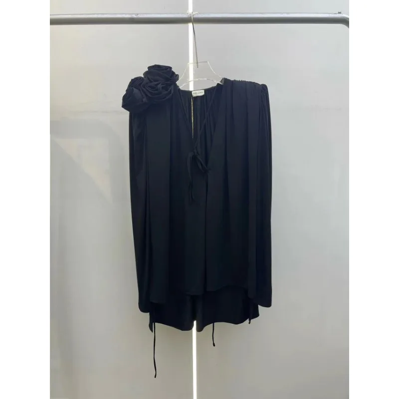 

Autumn New French Vintage Loose Casual Shirt with Rose Decoration Lace Up V-neck Fashion High Grade Black Women Tops A10490