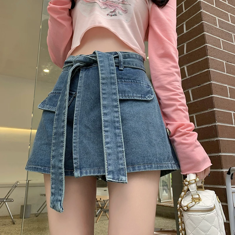 American denim skirt female blue commuting spring/summer 2023 new retro spicy girl design high waisted short skirt pants A-line