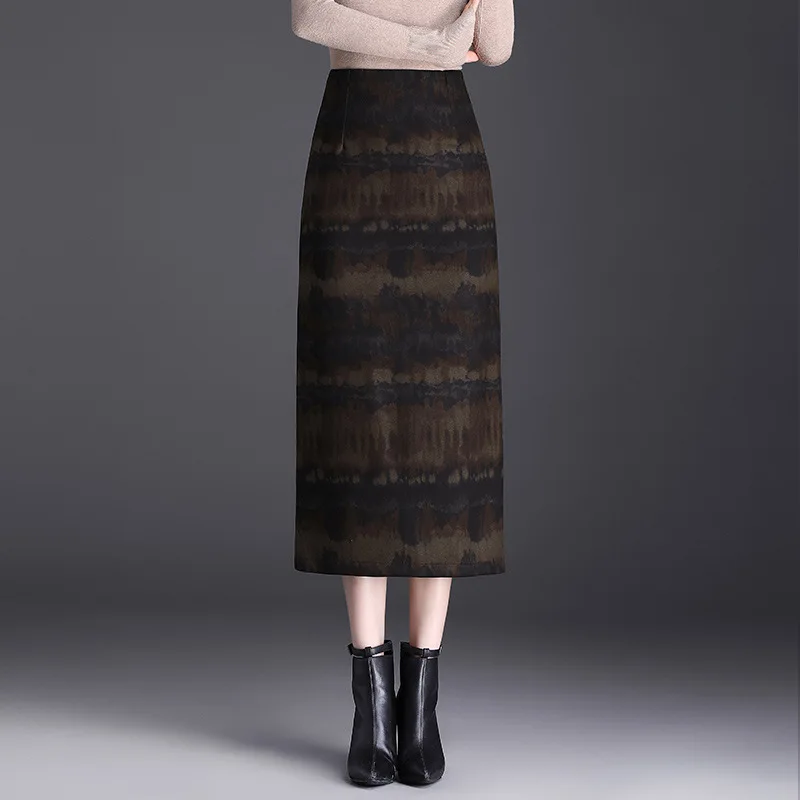 

2023 New Arrival Korean Style Woolen Straight Skirt with Back Slit Elegant and Professional Pencil Skirt for Autumn and Winter