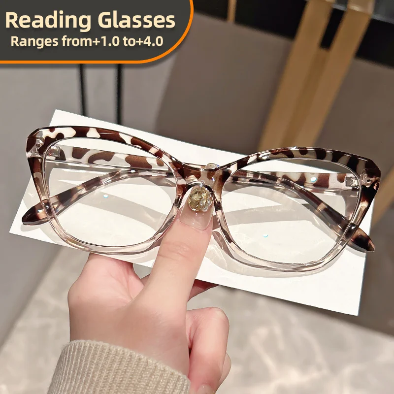 Chic Color Block Cat Eye Reading Glasses for Women - Fashionable Clear Lens