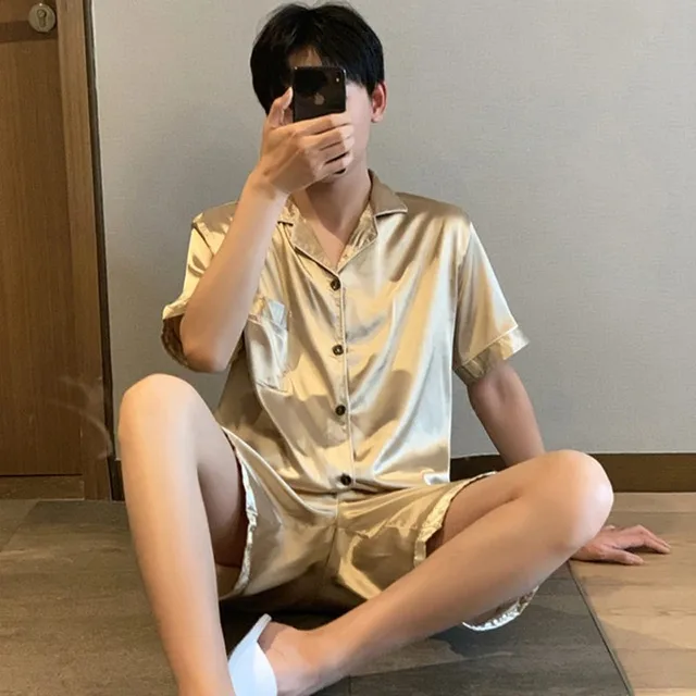 Couleur unie vêtements de nuit soie Satin Pyjamas Couple ensemble à manches courtes Pyjamas costume Pijama femmes hommes vêtements de détente grande taille Pj ensemble