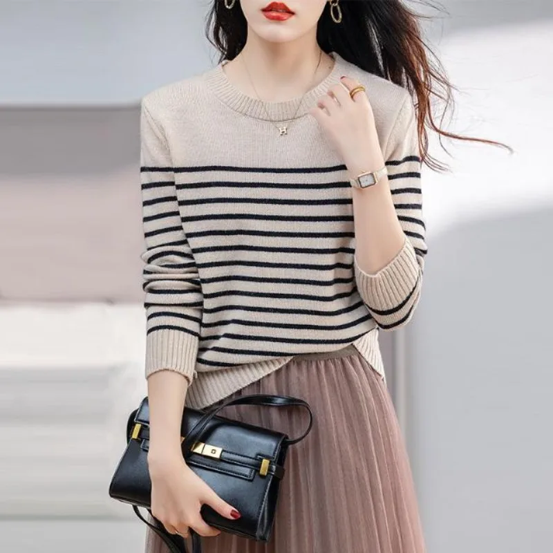 

Autumn and Winter Women's Pullover Round Neck Screw Thread Contrast Stripe Long Sleeve Sweater Knit Fashion Casual Elegant Tops
