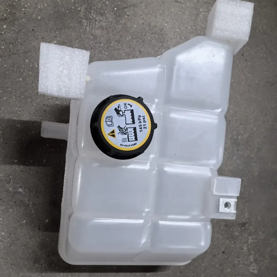 AB398K089AA Coolant Expansion Tank for Ford Ranger 2012 Mazda AB398K218AA BE8Z8100A Radiators Parts coolant expansion tank