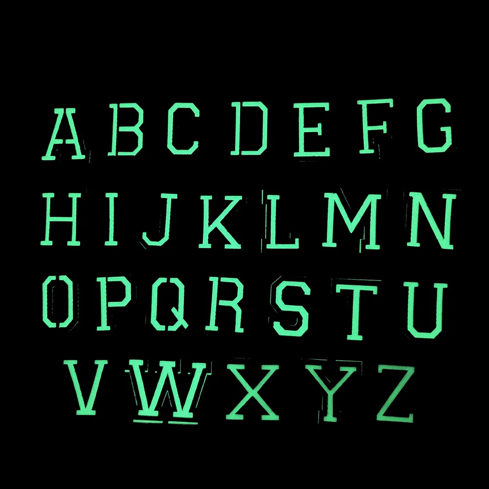 Leuchtende 26 Buchstaben 0-9 digitale Armbinde Patch Rucksack Aufkleber Persönlichkeit kreative DIY Abzeichen Hook & Loop Patches für Kleidung