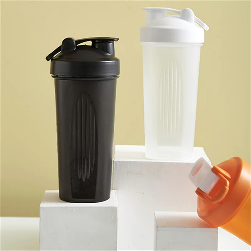 Plain Plastic Gym Shaker Bottles (600 ml)