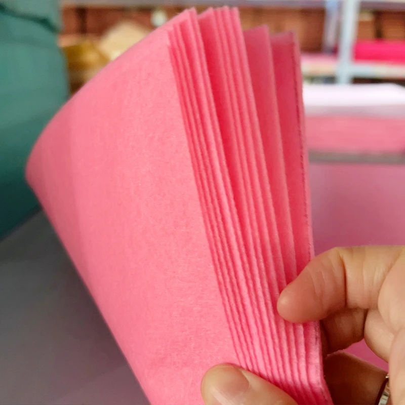 Premium 1mm Thick Square Felt Cloth for DIY Sewing, Crafts, and Home Decoration (40 x 50cm)