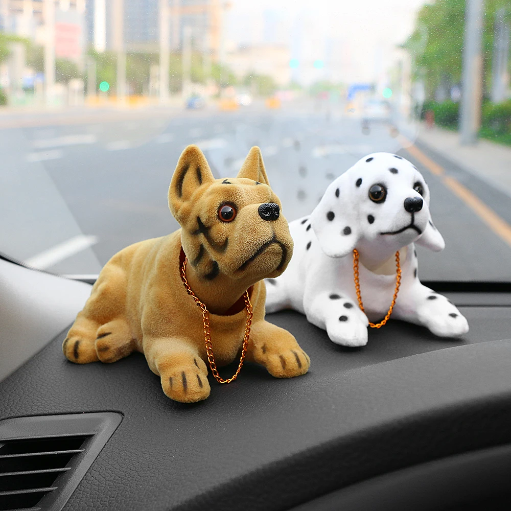 Décoration de Voiture Figurine Chien Qui Bouge la Tête en Résine