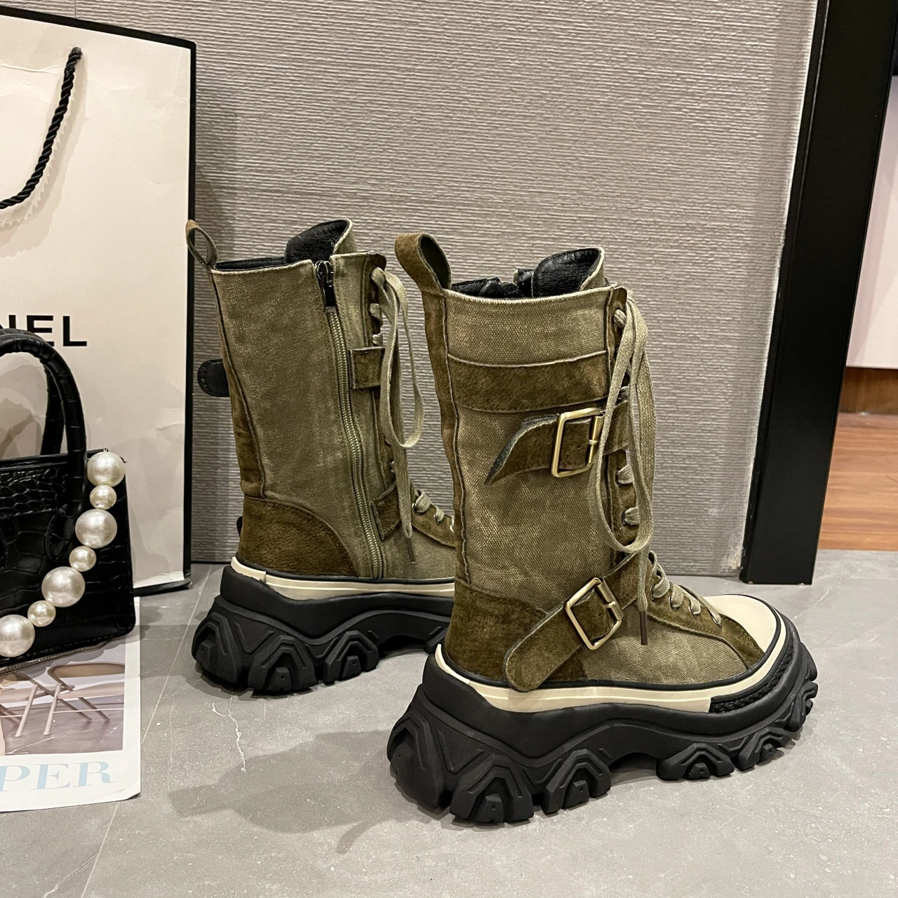 Botas de lona de suela gruesa para mujer, estilo europeo y moderno - True Deals Club