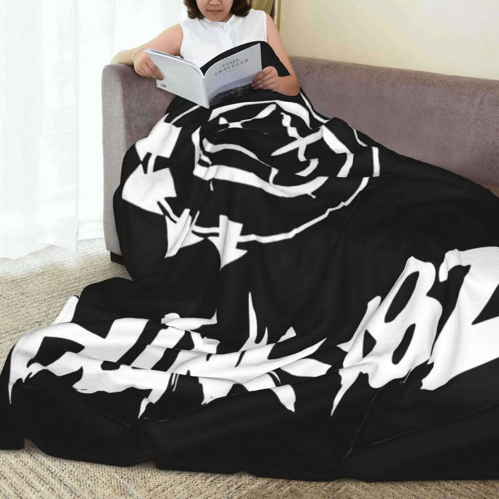 Blink-182 Logo Blanket: Embrace the Iconic Design, Ultra-Soft