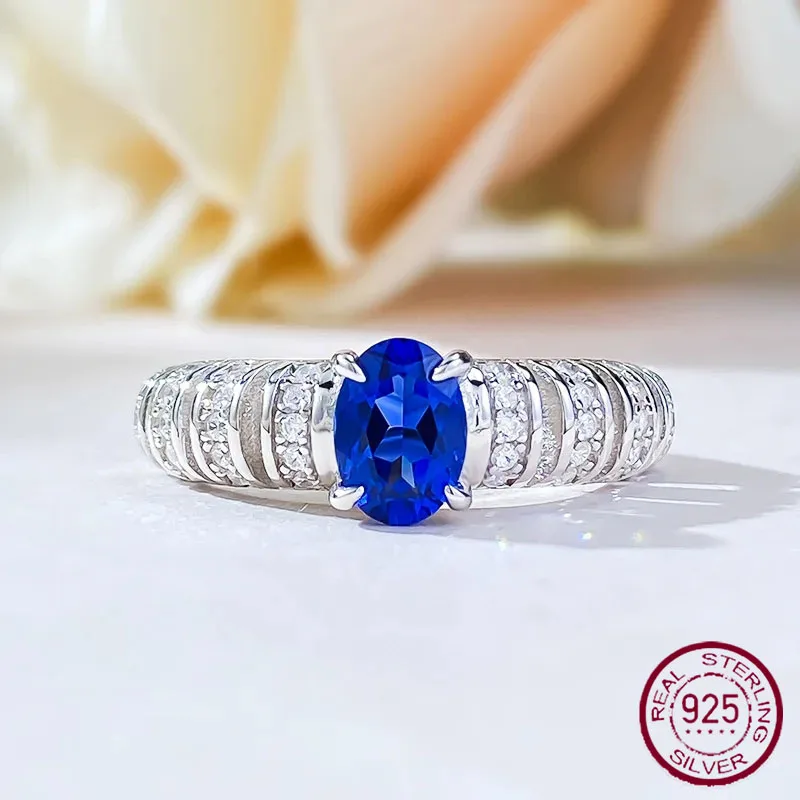 

The New S925 Silver Oval Simulated Sapphire 5 * 7mm Denier Ring Is Grand, Luxurious, and Personalized