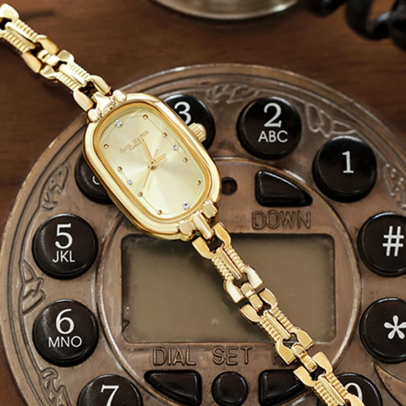 Mulheres de Luxo Pulseira Relógios Moda Retro 2023 Novo Design Feminino Vestido Relógio de Pulso Senhoras Quartzo Relógio de Ouro Dropshipping