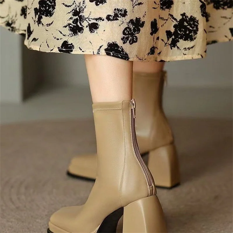 

Women's Boots Autumn and Winter New Korean Version Back Zipper High Heel Short Boots Ankle Boots Square Head Thick Heel Boots