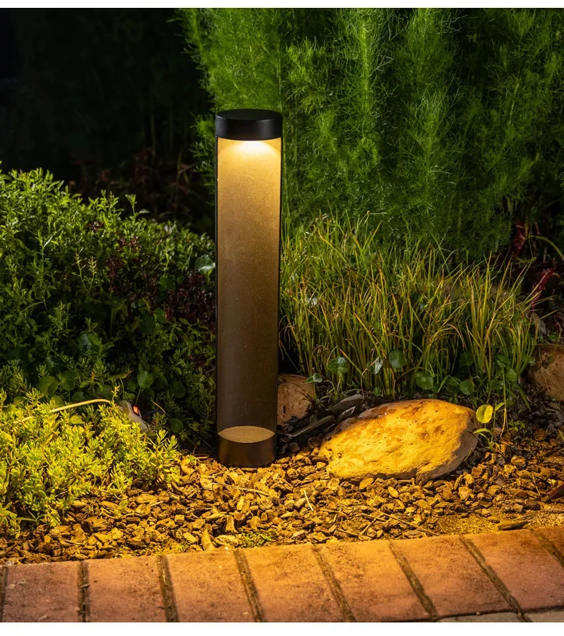 LED Lawn Lamp in Use