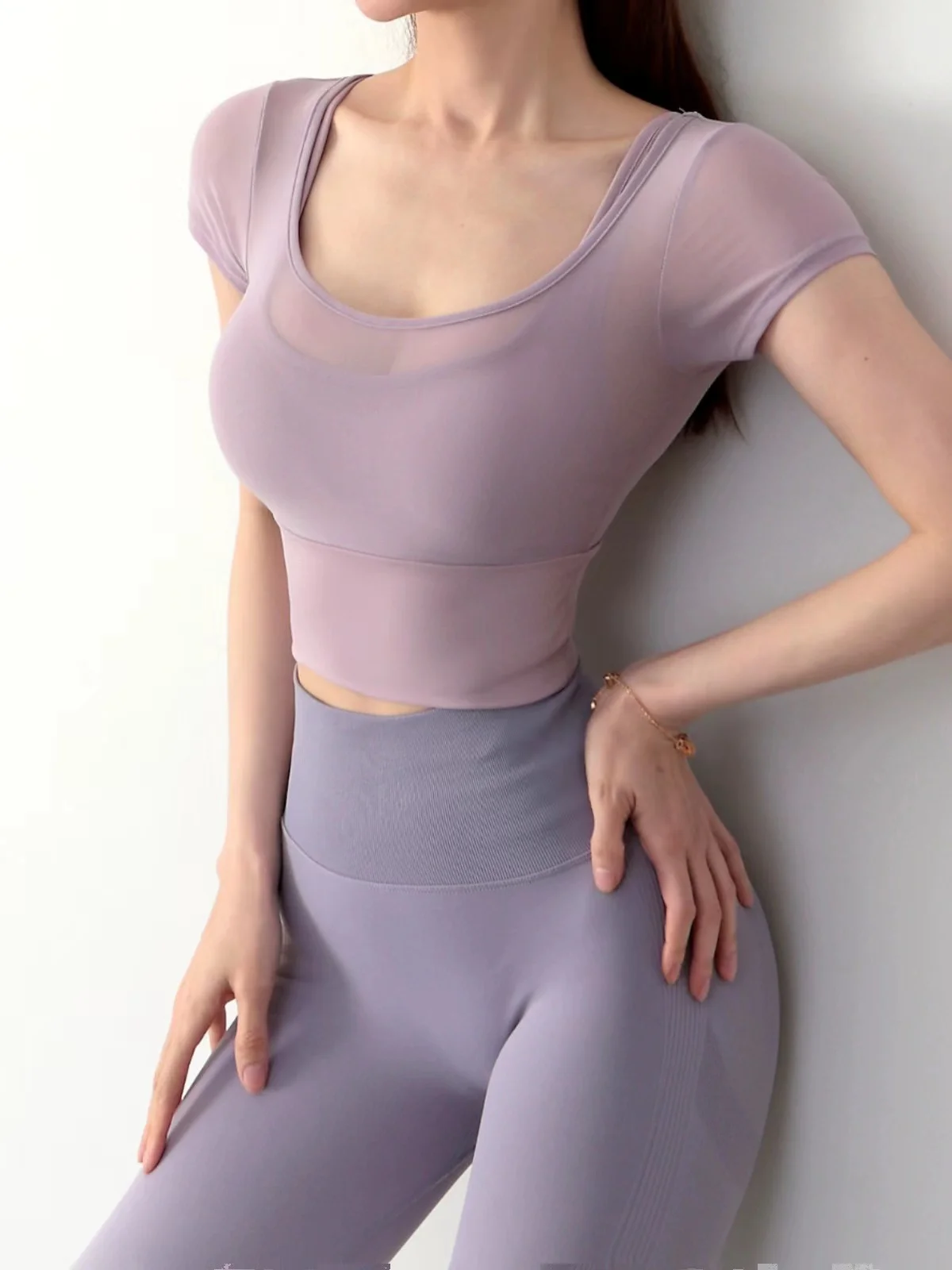 Sexy Mesh Breathable Yoga Short Sleeve Fitness Sports Top Quick Dry T-Shirts Running Training Push Up Top Women Gym Wear