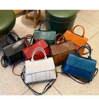 Sac à bandoulière en cuir véritable de vache pour femmes, sacs à bandoulière de luxe de styliste pour dames, sac à main rétro décontracté de grande capacité 3